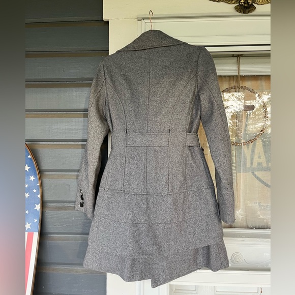 Beautiful black rivet wool blend dress coat fit and flare pea coat - Picture 2 of 6